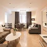 Appartamento Flexihome Sk - Tolsteho - Free Parking On The Street - 2 Bedrooms *