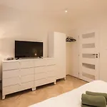 Appartamento Flexihome Sk - Tolsteho - Free Parking On The Street - 2 Bedrooms Košice