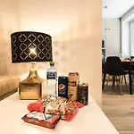 Appartamento Flexihome Sk - Tolsteho - Free Parking On The Street - 2 Bedrooms