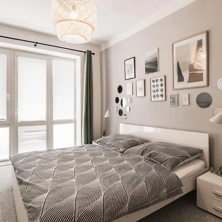 Flexihome Sk - Tolsteho - Free Parking On The Street - 2 Bedrooms Apartment Kosice
