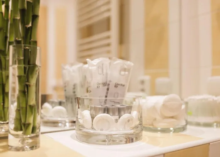 Flexihome Sk - Tolsteho - Free Parking On The Street - 2 Bedrooms