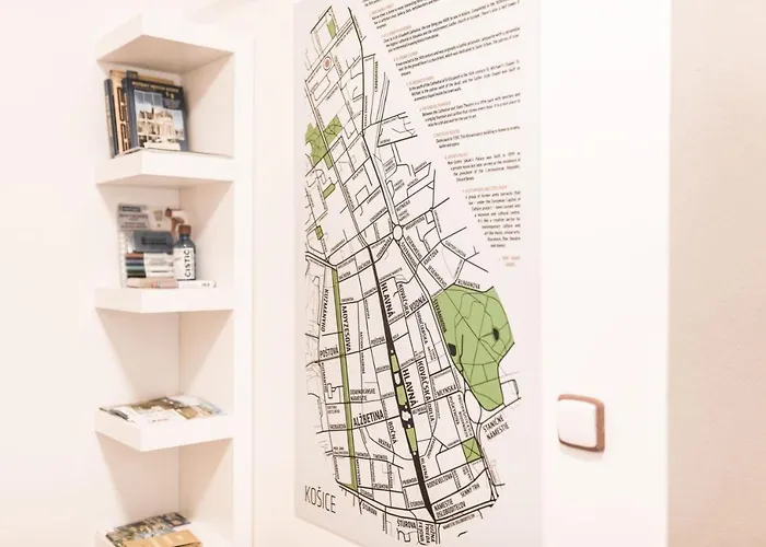 Flexihome Sk - Tolsteho - Free Parking On The Street - 2 Bedrooms Košice